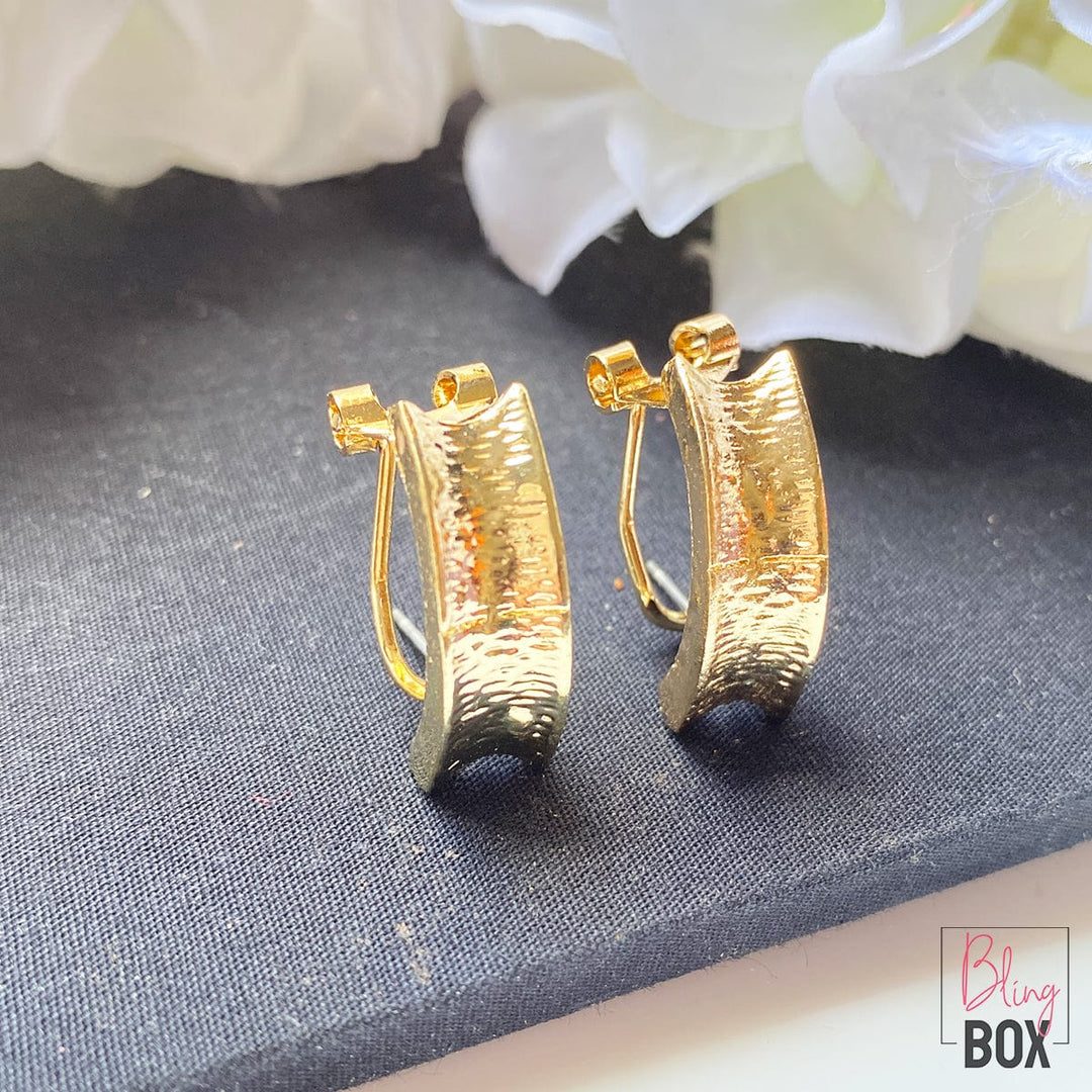 Perfect Gold Studs
