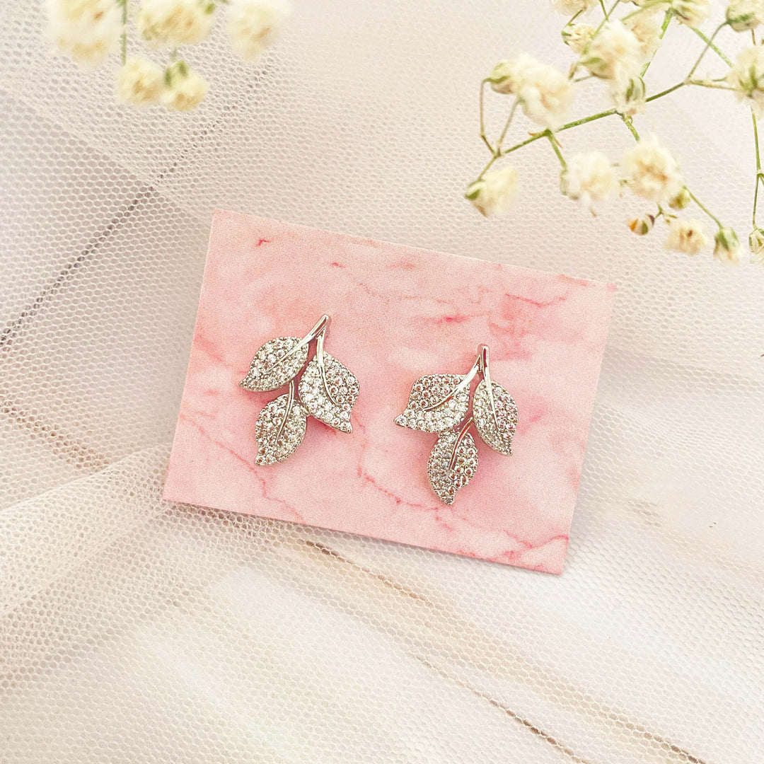 Natural Elegance Leaf Earrings