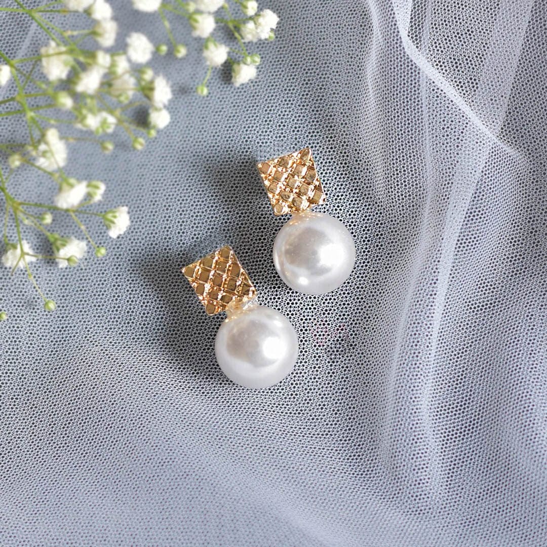 Bling Box Jewellery Beautiful Pearl Drop Earrings Jewellery 